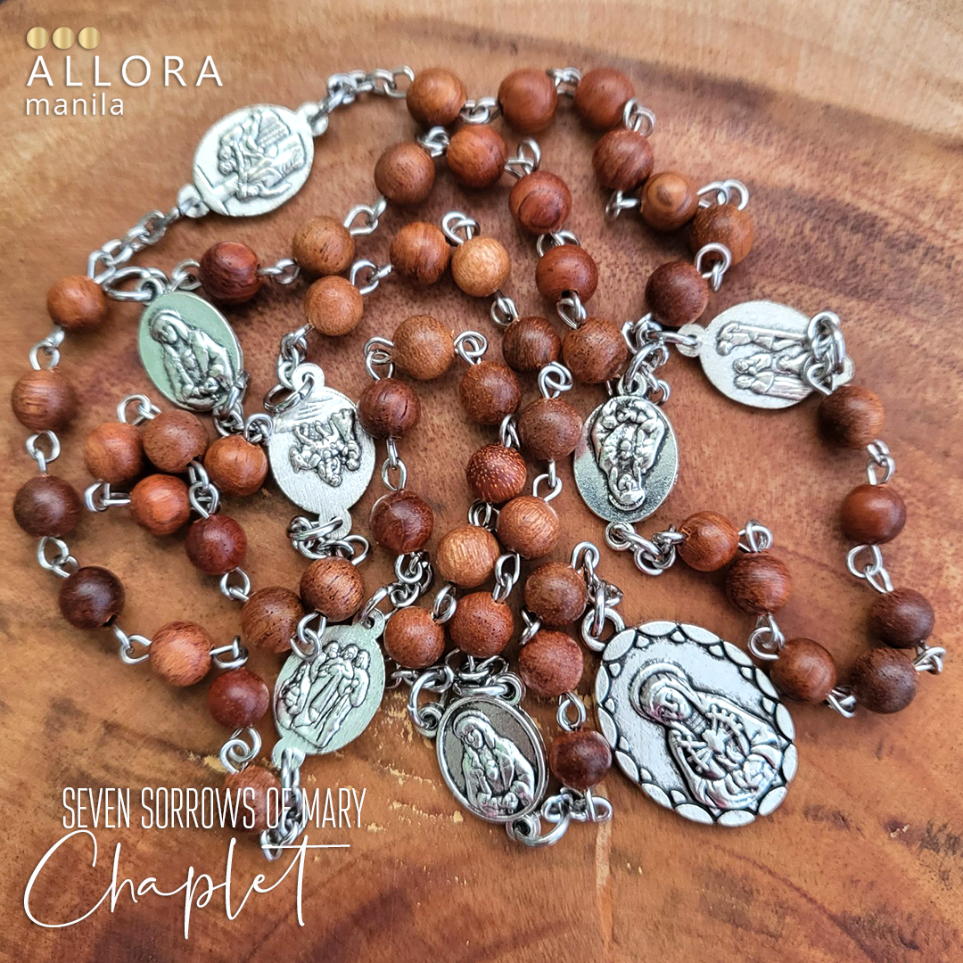 Seven Sorrows of Mary Chaplet / Wood